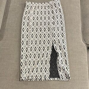 Bethany Mota Black and White Geometric Pencil Skirt